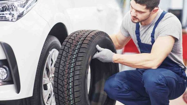 How Do Tyre Change Services Operate in Dubai?