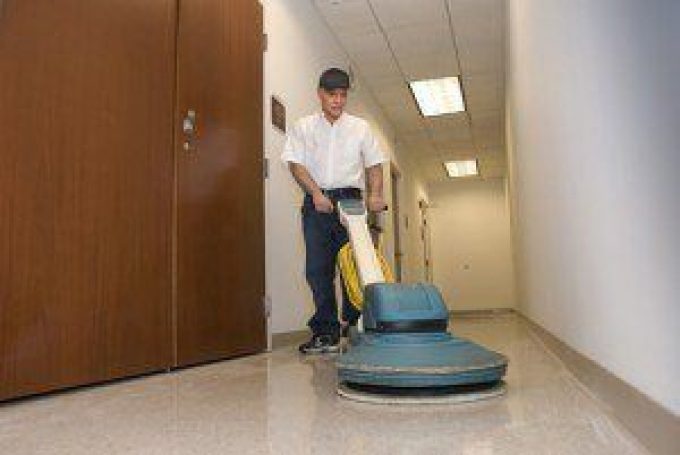 Revolutionize Your Office Cleaning With These Easy Tips